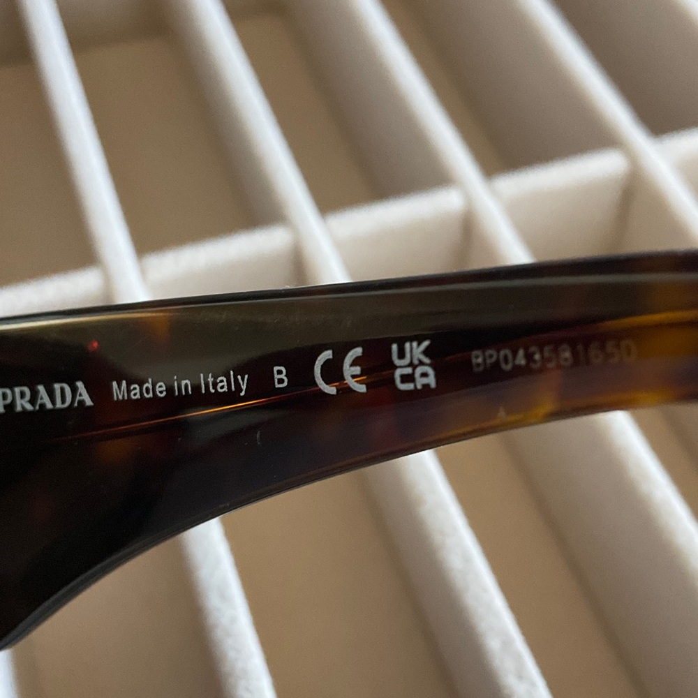 Prada Tortoise Shell Sunglasses - image 7